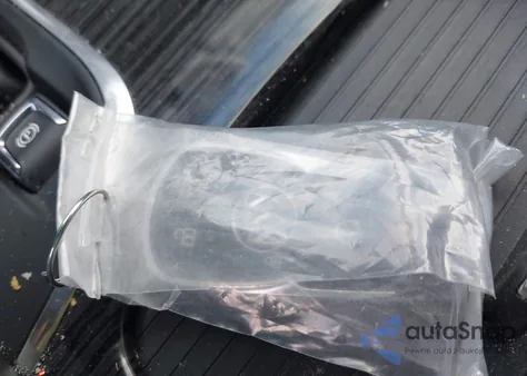 2017 Buick Envision Essence z USA, uszkodzony, nr VIN LRBFXBSAXHD044128